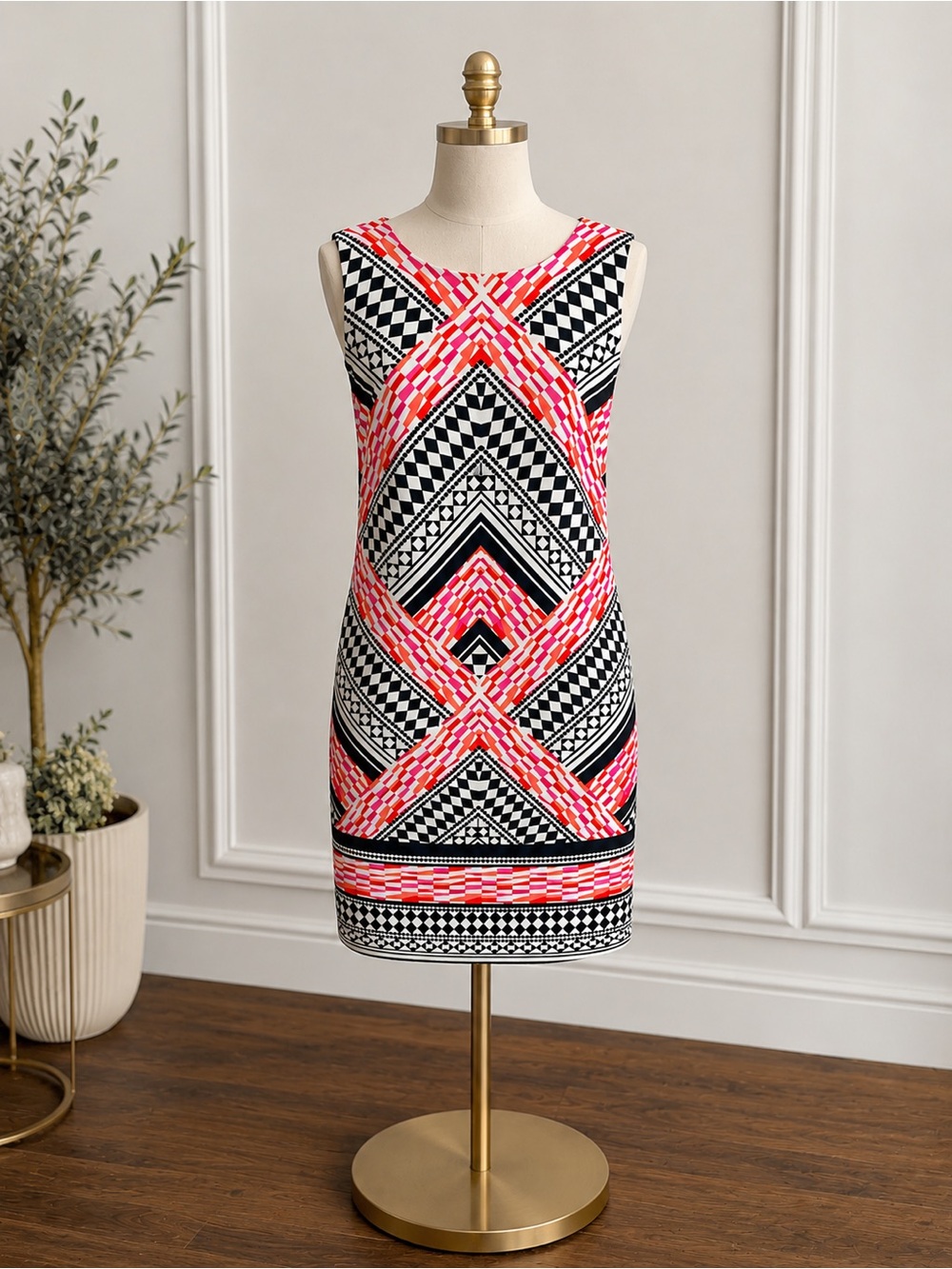 Vince Camuto Pink and Black Geometric Sleeveless Shift Dress